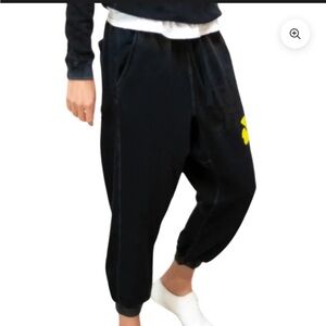 FREECITY SUNFADES POCKET SWEATPANTS IN
SUPERBLACK. Size XL.